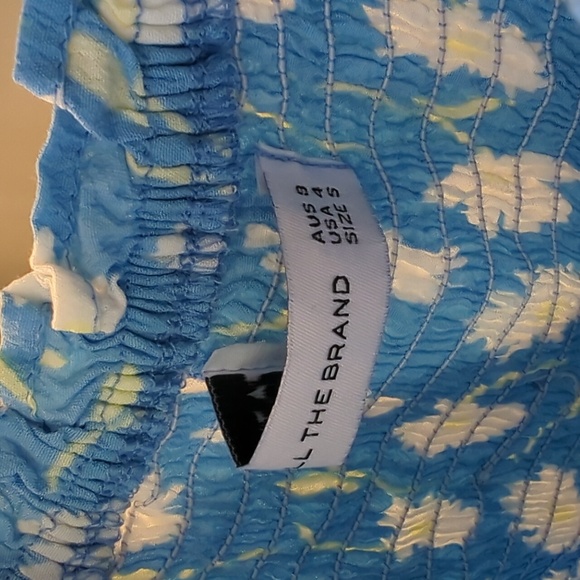 Faithfull The Brand Olinda shirred floral-print crepe midi dress - size small - Picture 3 of 3